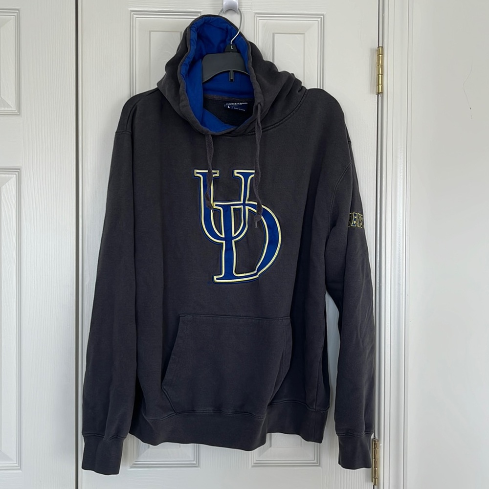 UD University of Delaware Hooded Sweatshirt, Size L